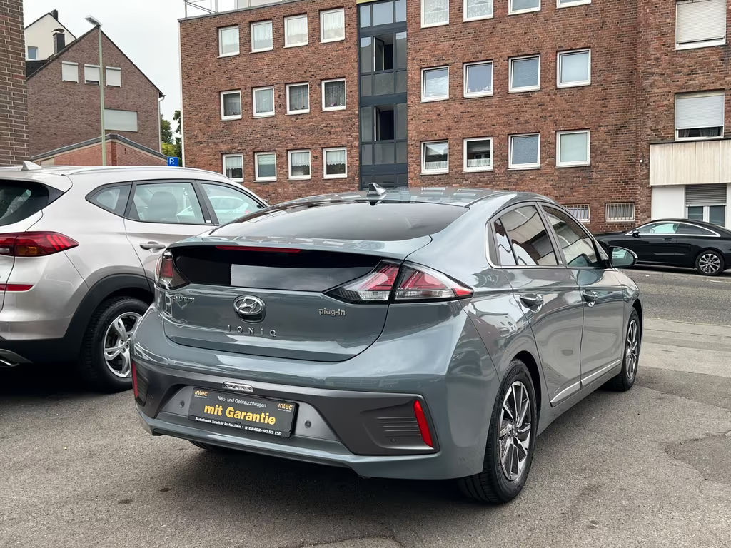 Hyundai Ioniq