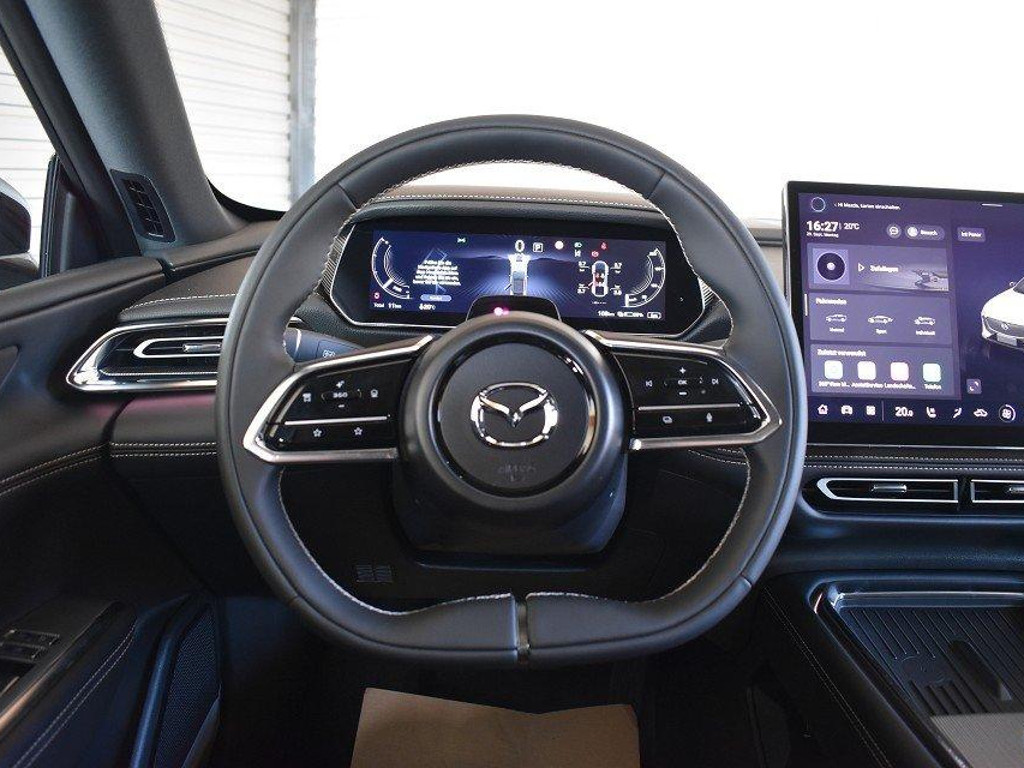 Mazda 6e