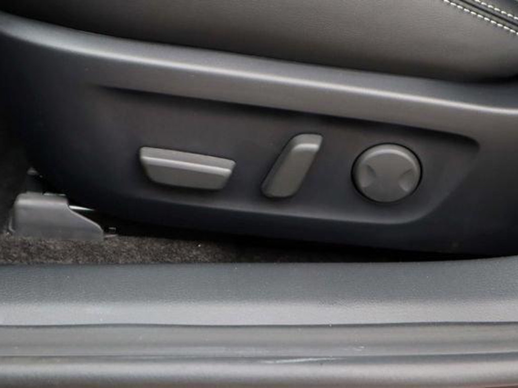 Mazda 6e