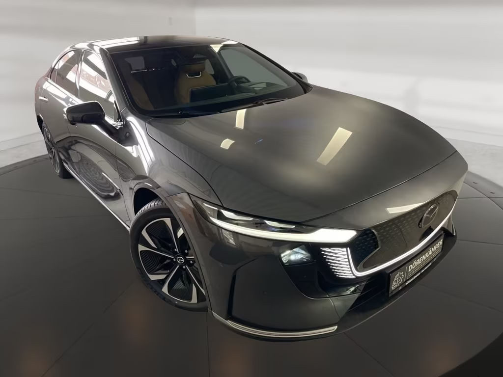 Mazda 6e