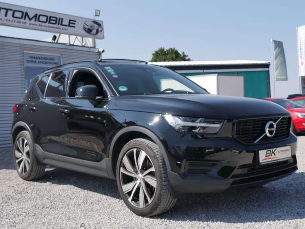 Volvo XC40 R-Design Recharge