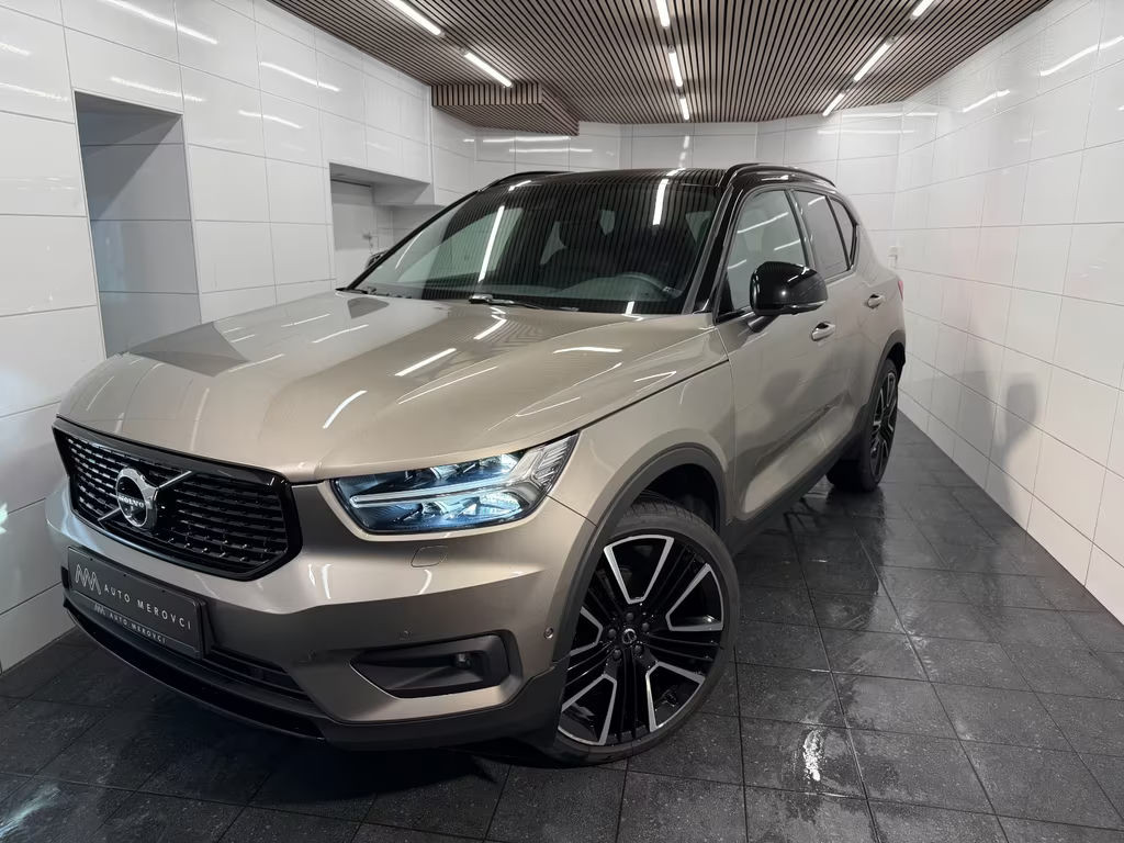 Volvo XC40 R-Design
