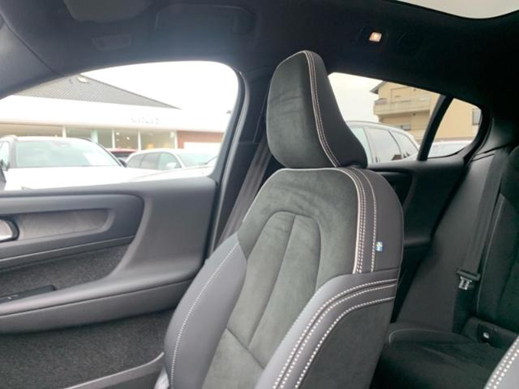 Volvo C40