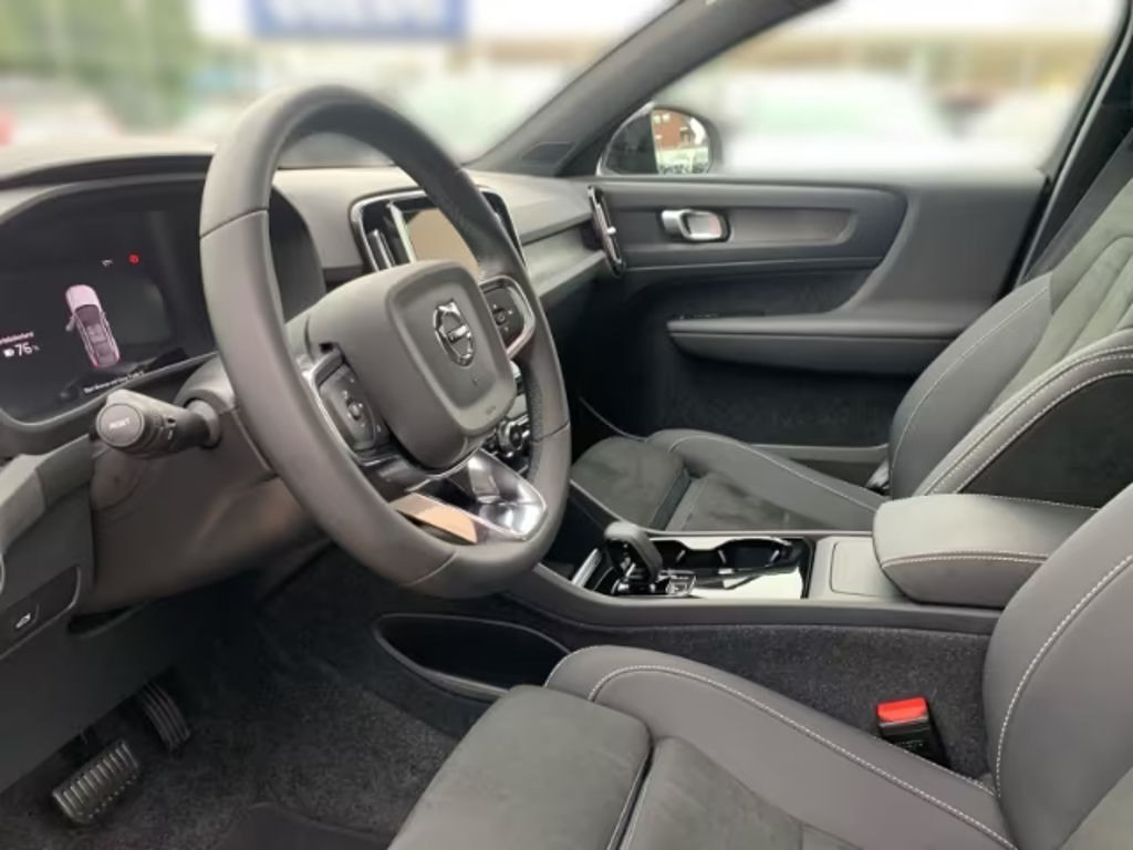 Volvo C40