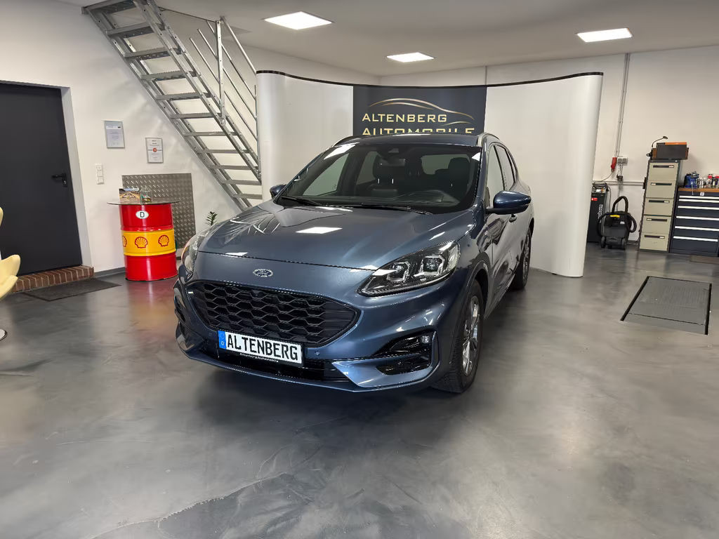 Ford Kuga ST Line Hybrid X