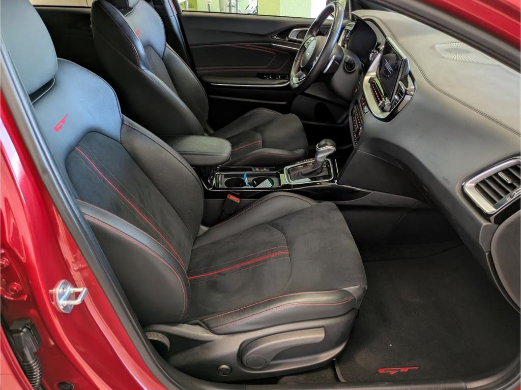 Kia ProCeed