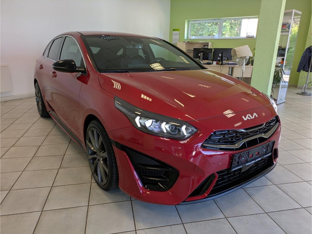 Kia ProCeed