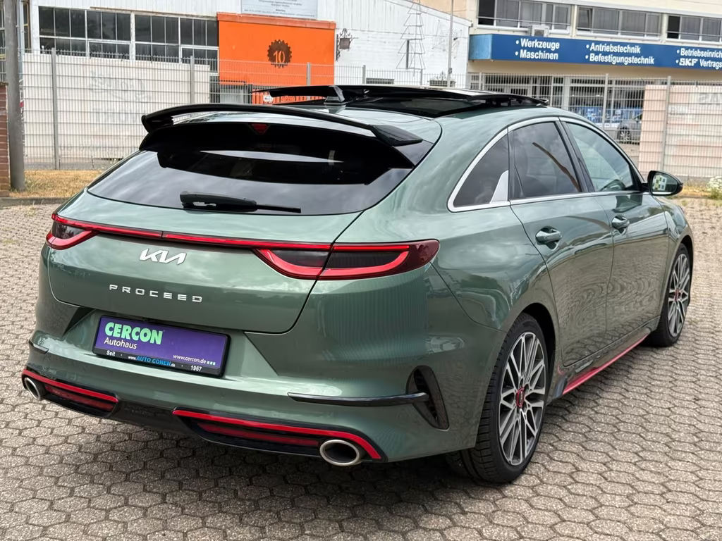 Kia ProCeed