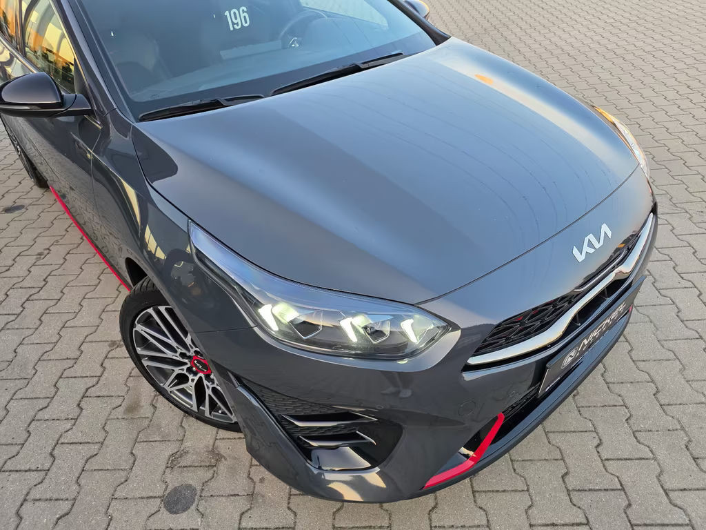 Kia ProCeed