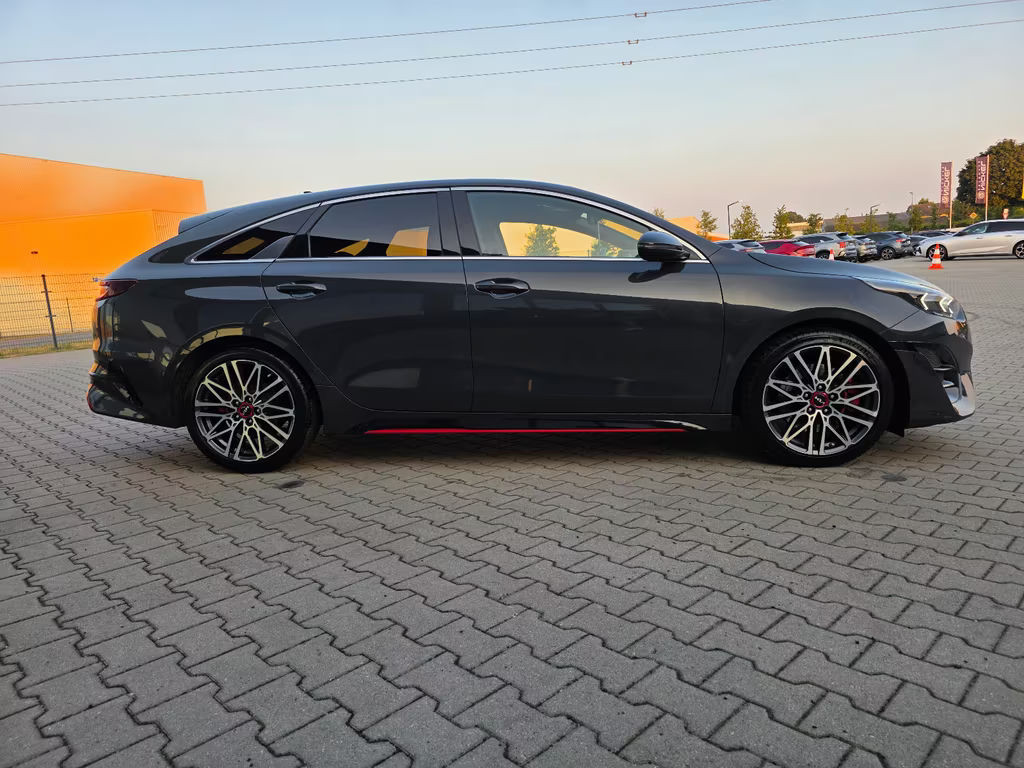 Kia ProCeed