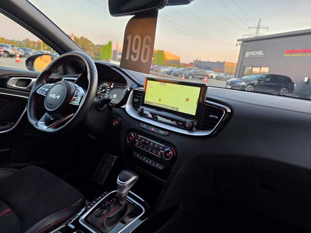 Kia ProCeed