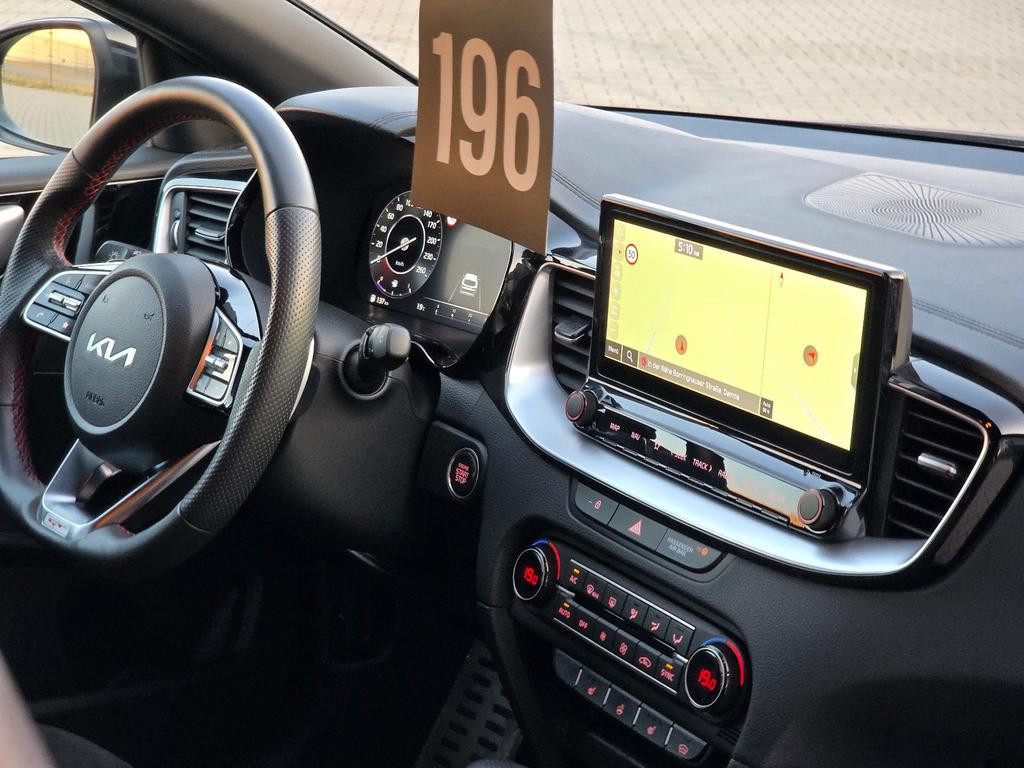 Kia ProCeed