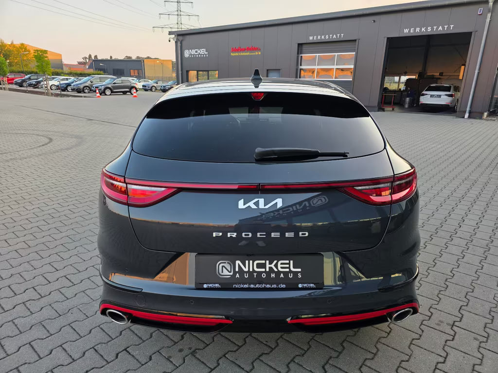 Kia ProCeed