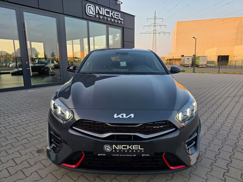 Kia ProCeed