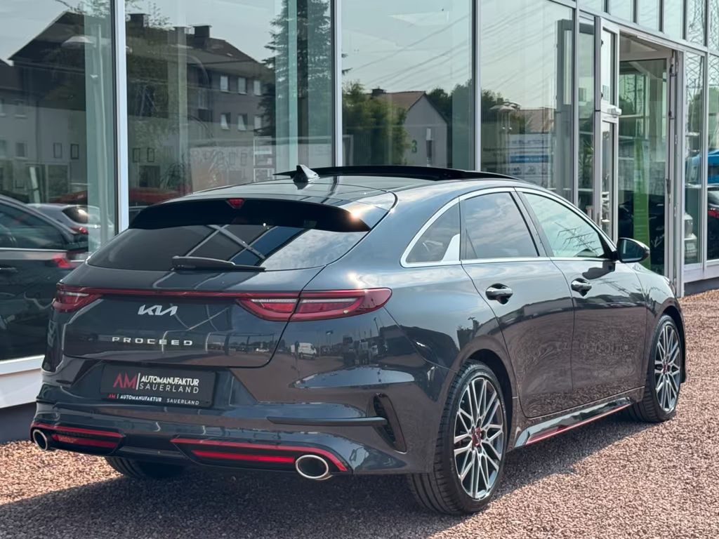 Kia ProCeed