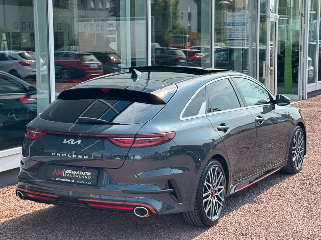Kia ProCeed