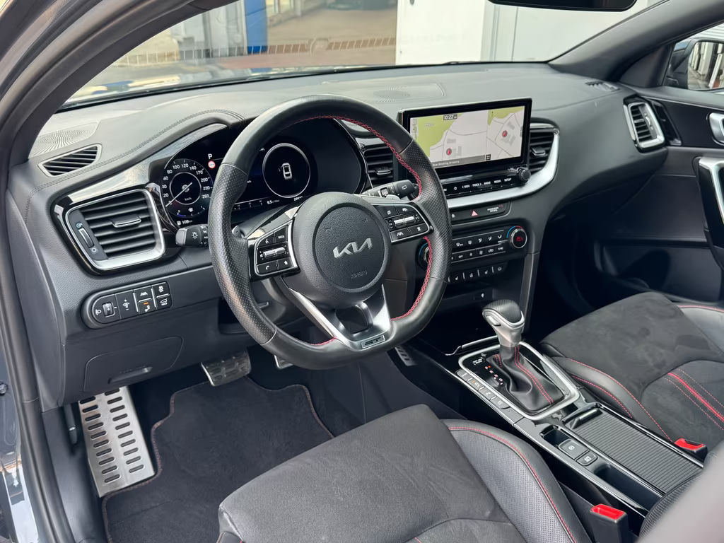 Kia ProCeed