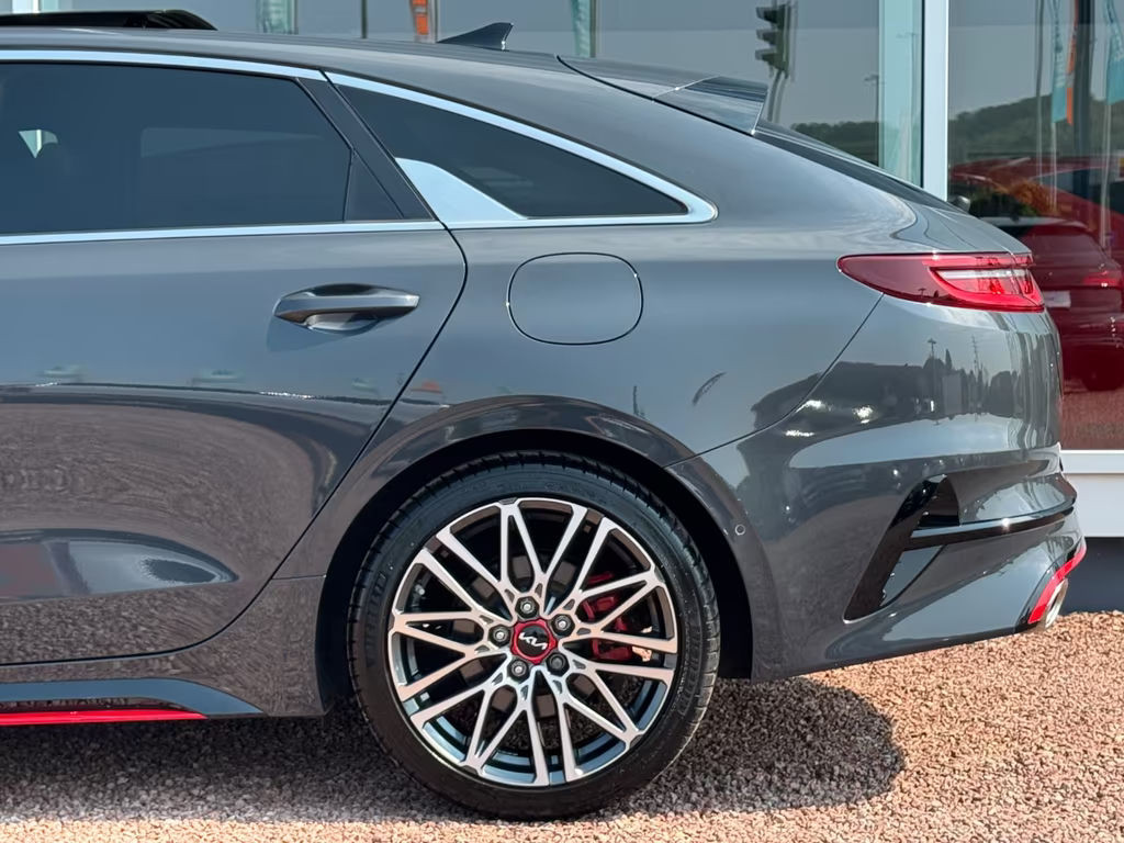 Kia ProCeed