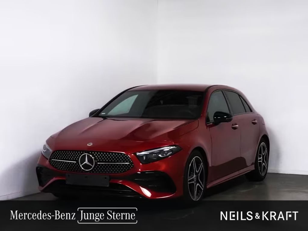 Mercedes-Benz A-Klasse A 200 AMG Line Hatchback