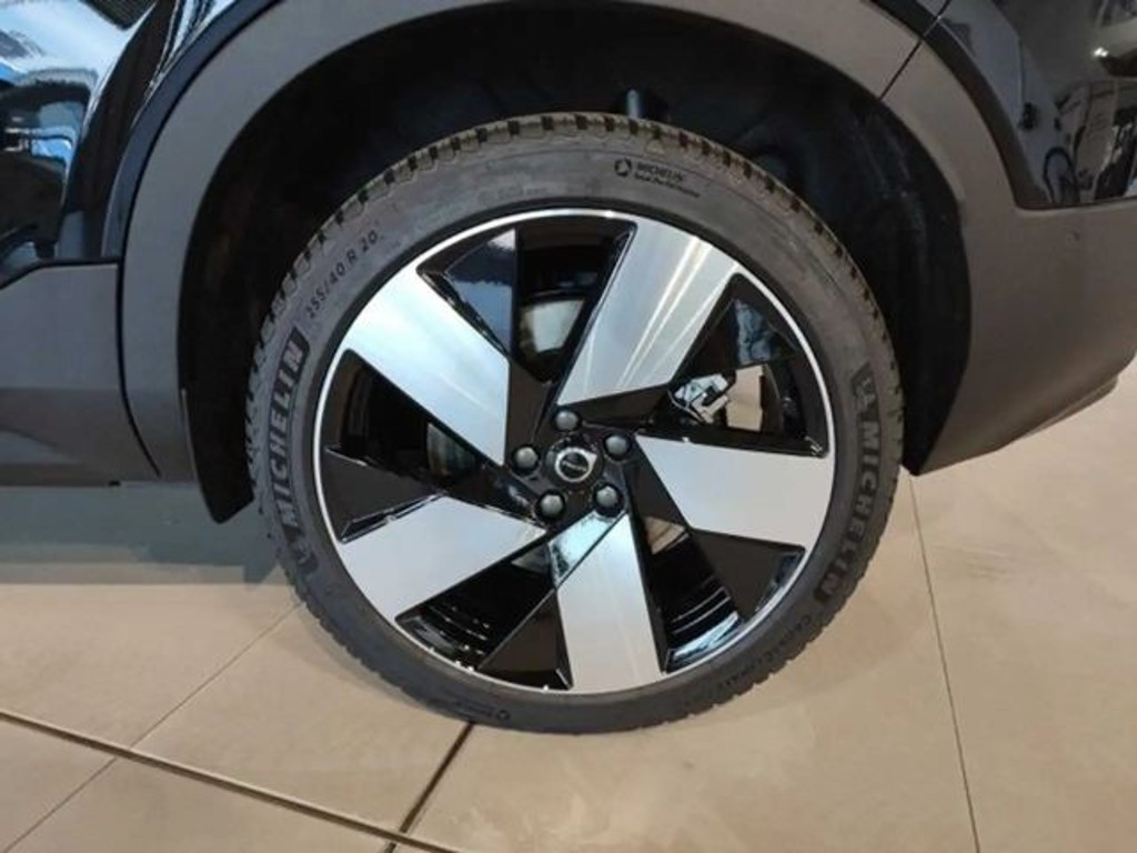 Volvo C40