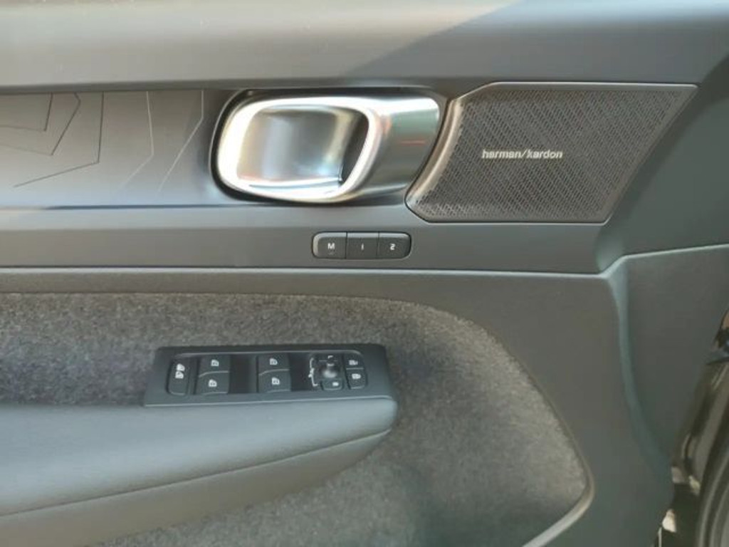 Volvo C40