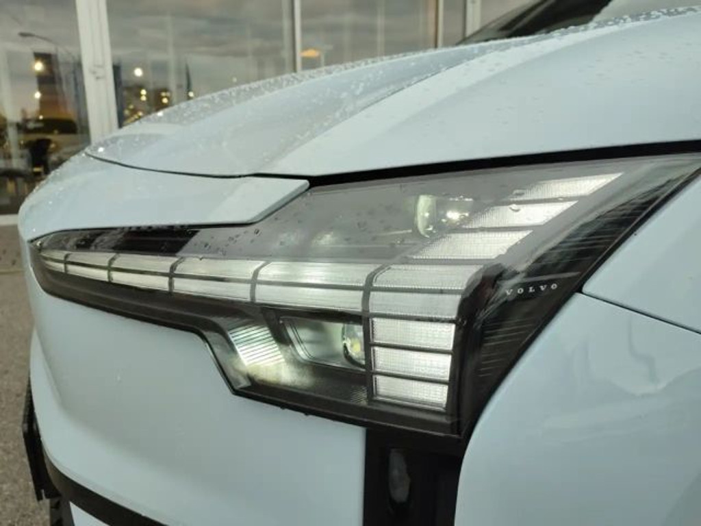 Volvo EX30