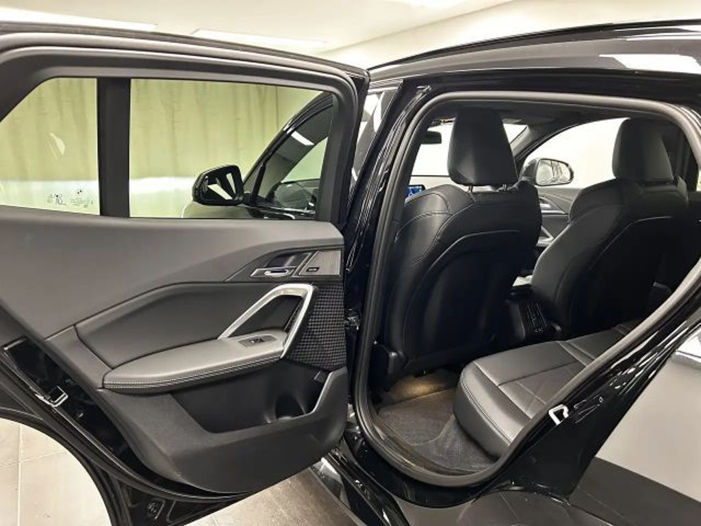 BMW iX2
