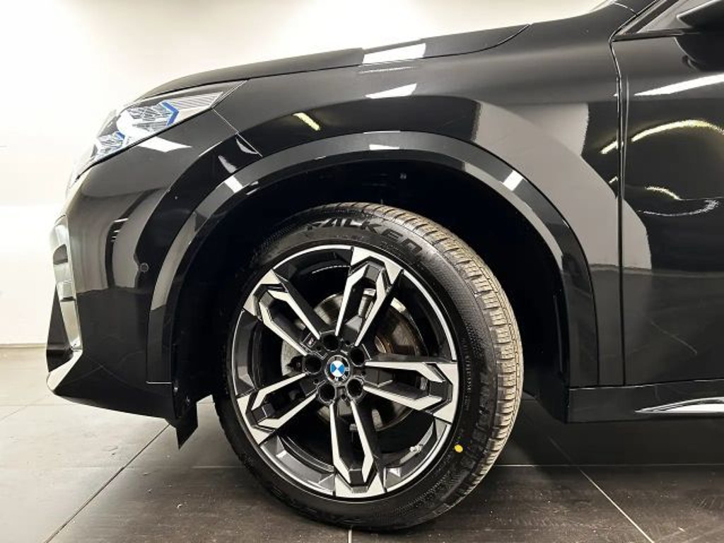 BMW iX2