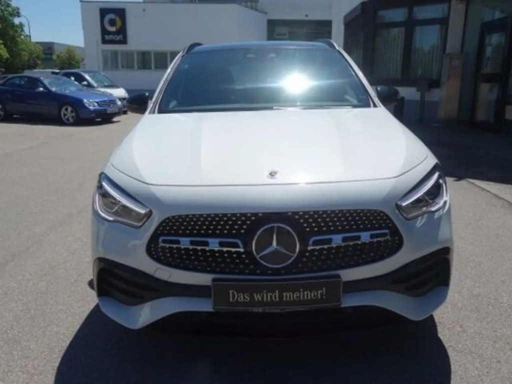 Mercedes-Benz GLA-Klasse