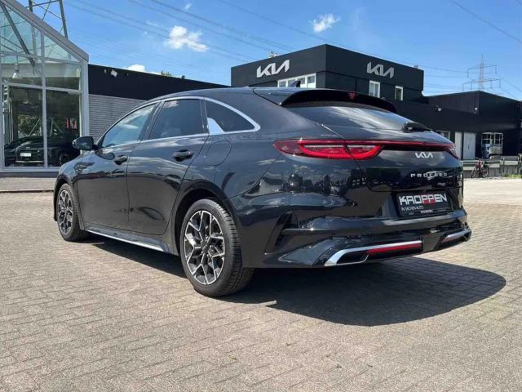 Kia ProCeed
