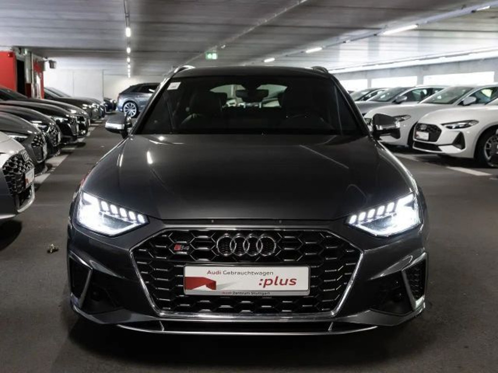 Audi S4