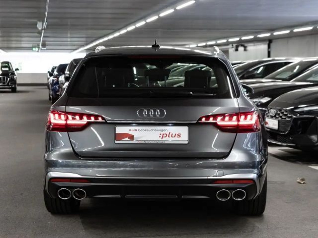 Audi S4