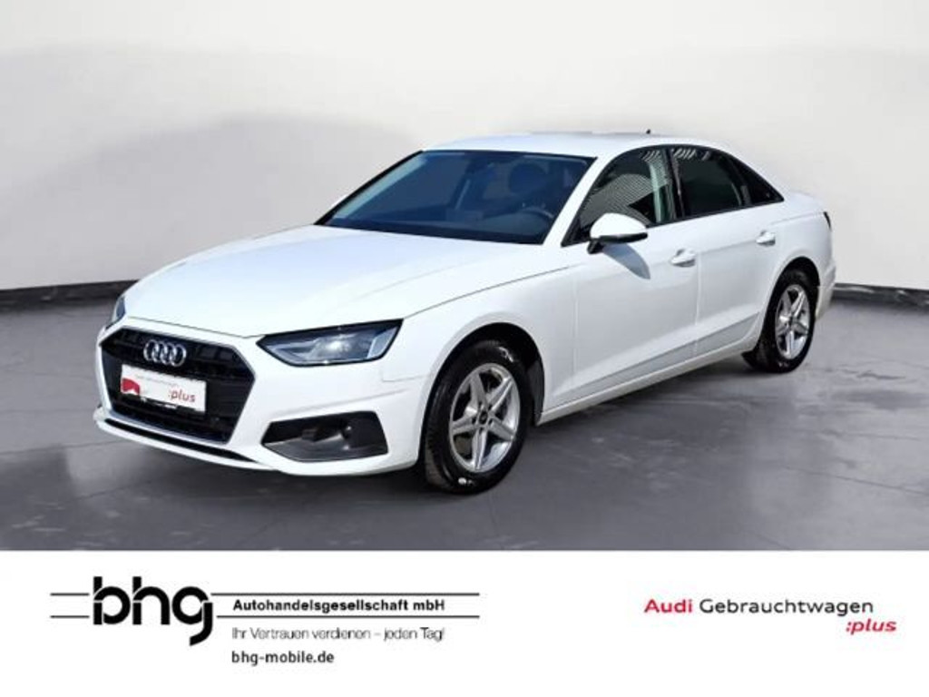 Audi A4 Sedan Business S-Tronic 35 TFSI