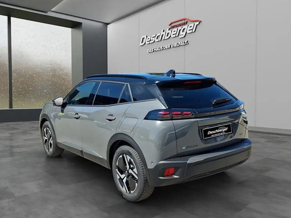 Peugeot e-2008