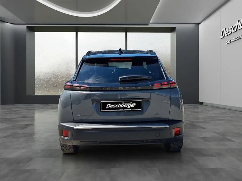 Peugeot e-2008