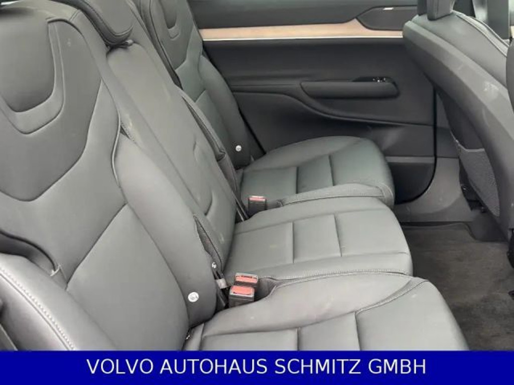 Volvo EX90