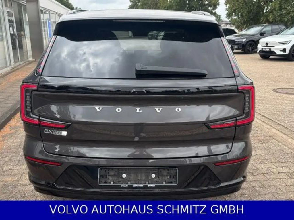 Volvo EX90