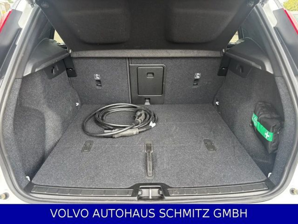 Volvo EX40