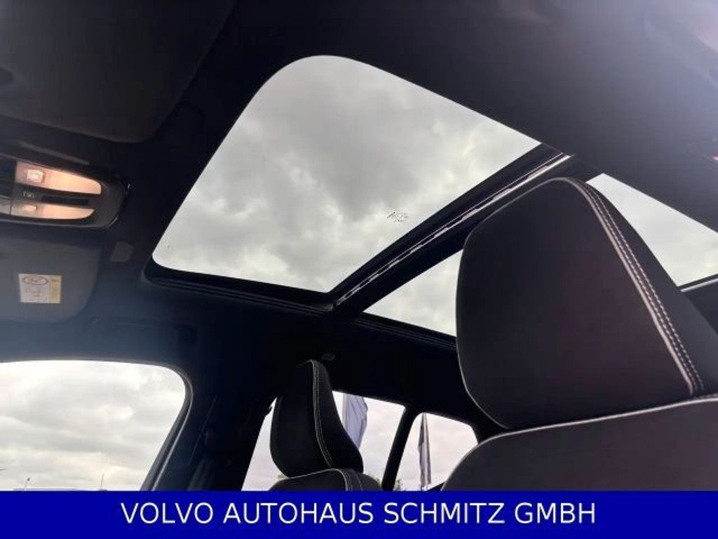 Volvo EX40