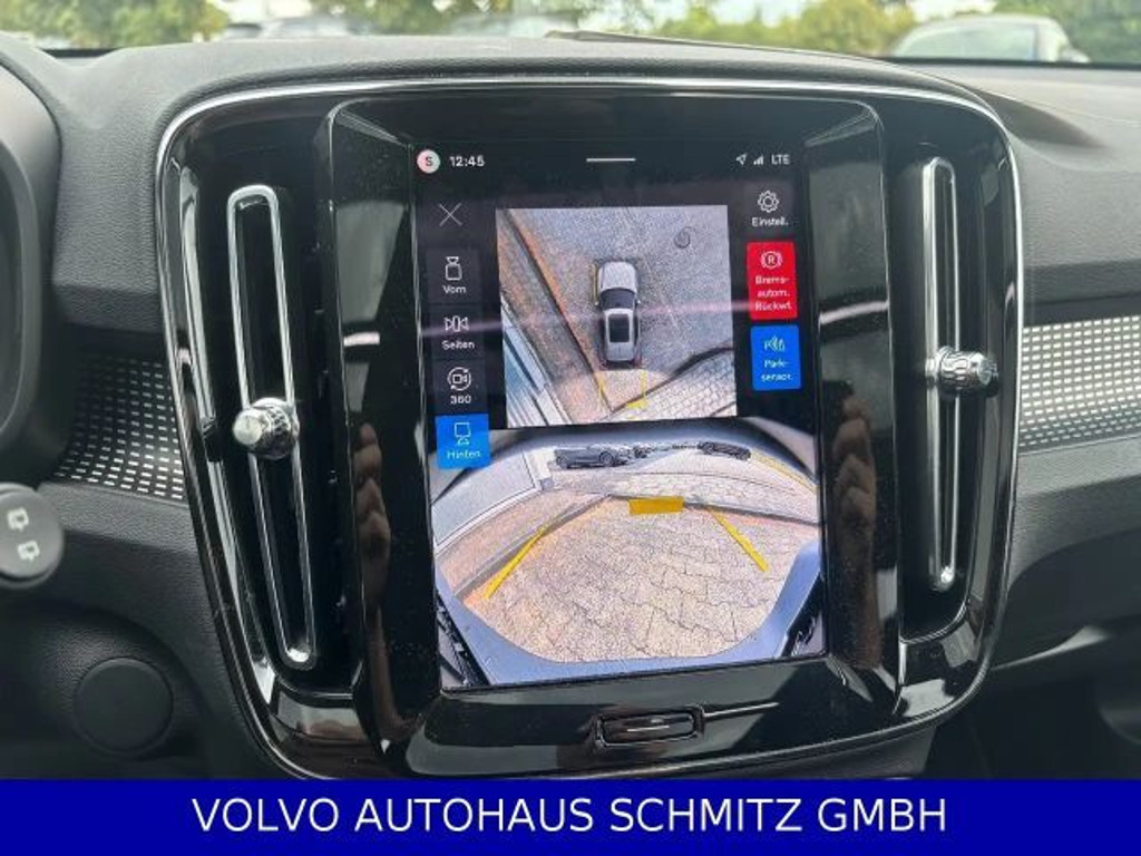 Volvo EX40