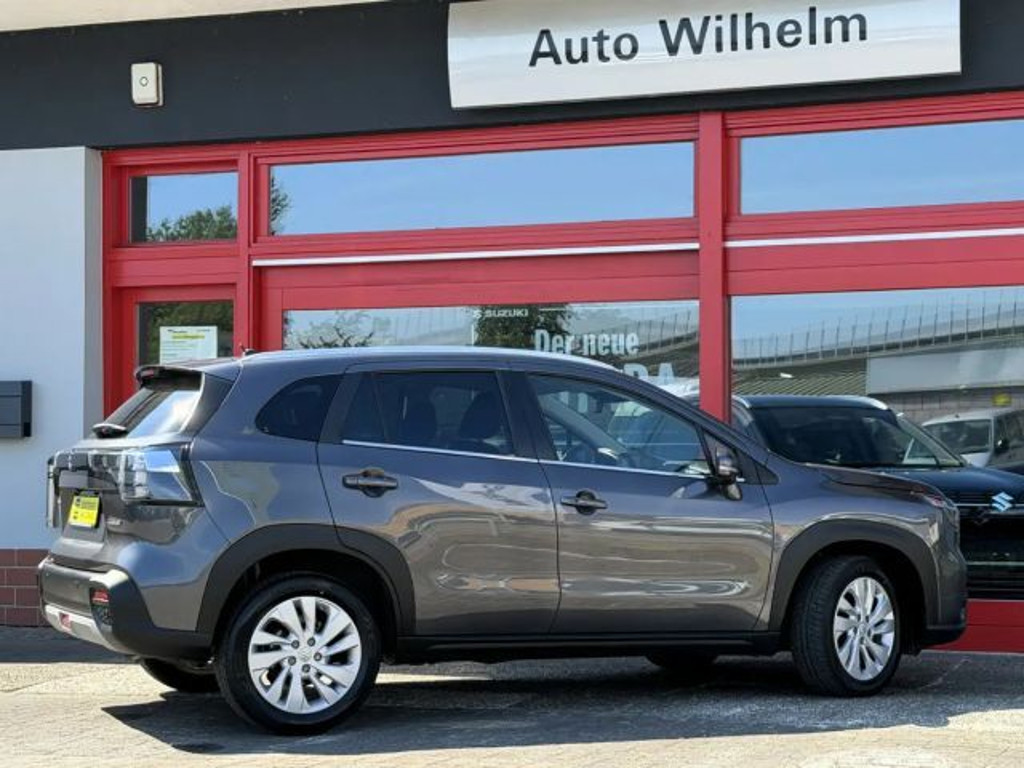 Suzuki S-Cross