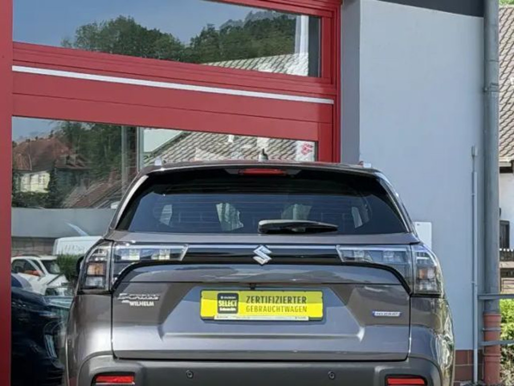 Suzuki S-Cross