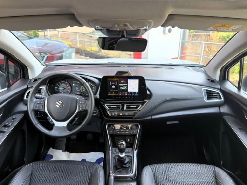 Suzuki S-Cross