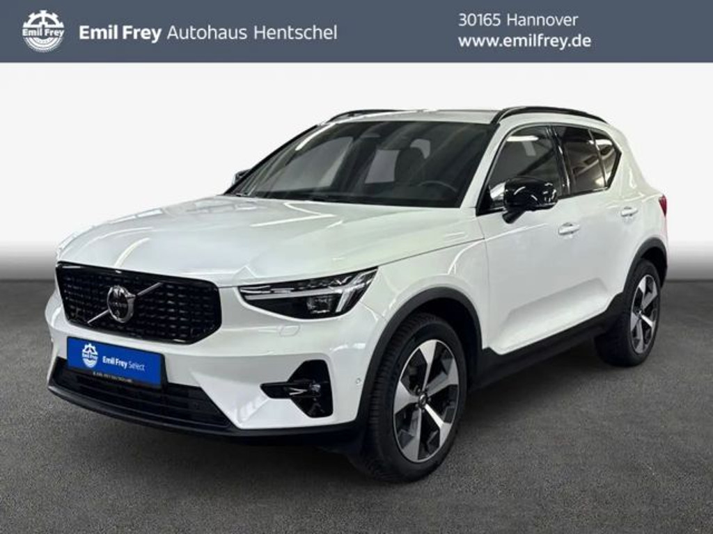Volvo XC40 Plus Dark
