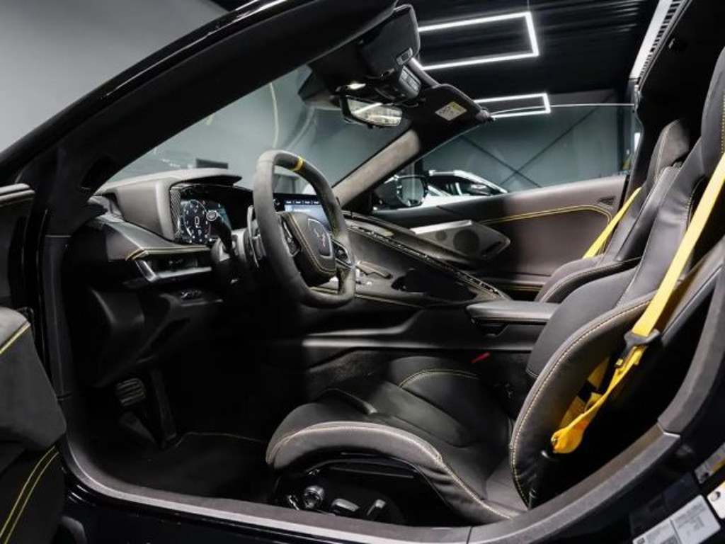 Corvette C8