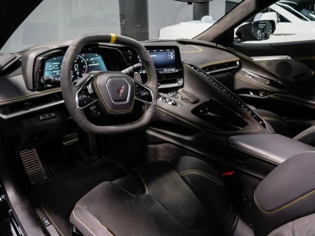 Corvette C8