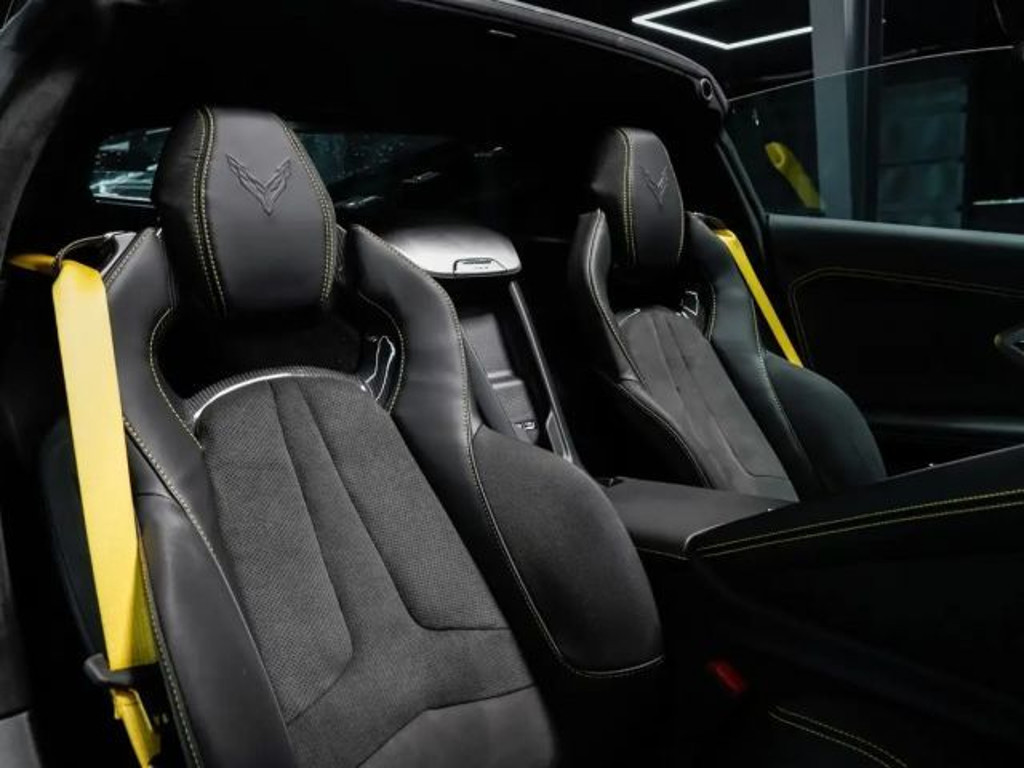 Corvette C8