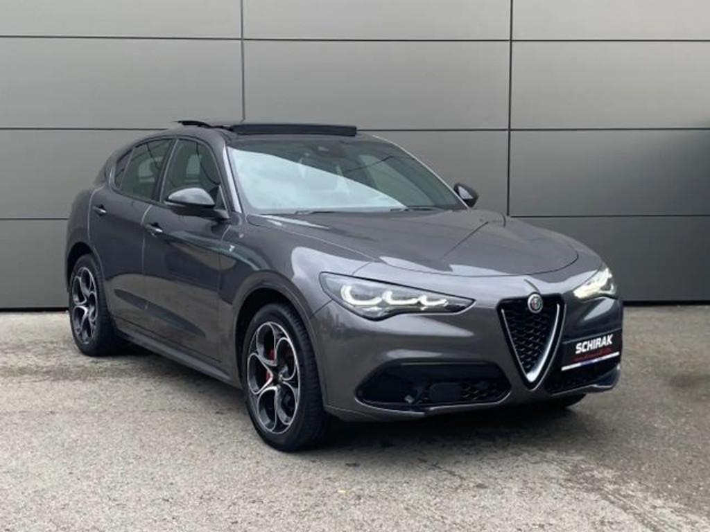 Alfa Romeo Stelvio TI Q4 AT8