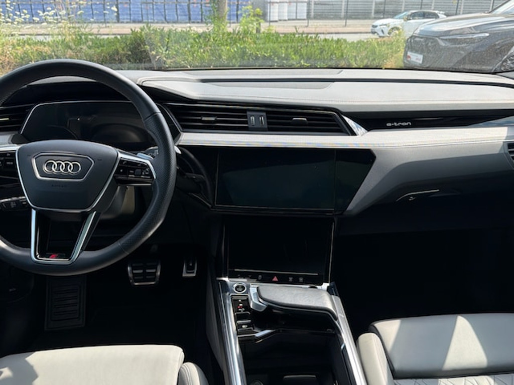 Audi Q8 e-tron