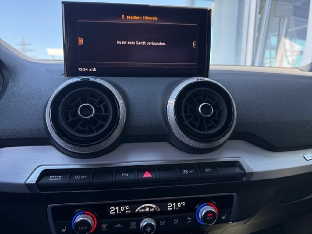 Audi SQ2
